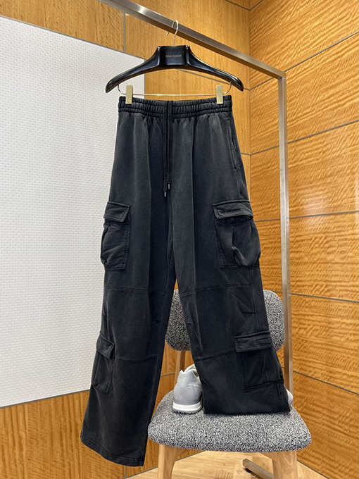 バレンシアガスーパーコピー 刺繍りダメージマルチポケットワイドレッグカーゴパンツ