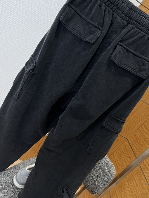 バレンシアガスーパーコピー 刺繍りダメージマルチポケットワイドレッグカーゴパンツ