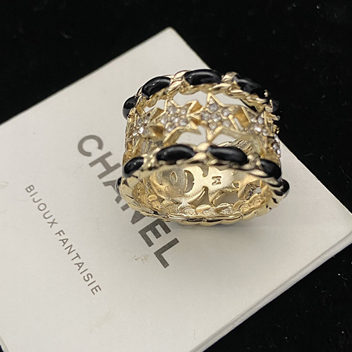 シャネル ヴィンテージレザーチェーンラインストーンスターダブルCリング