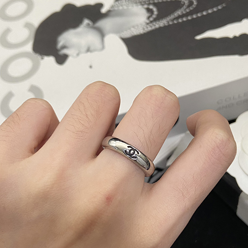 シャネル ダブルC ブラックエナメルリング