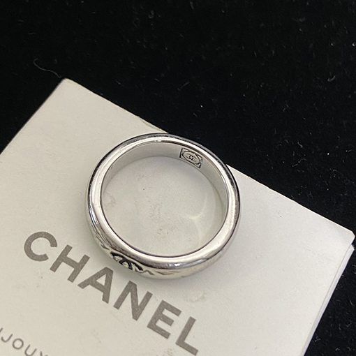 シャネル ダブルC ブラックエナメルリング