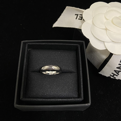 シャネル ダブルC ブラックエナメルリング