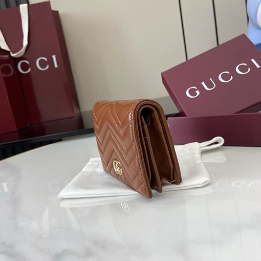 グッチ クラシックなキルティングラムスキンウォレット