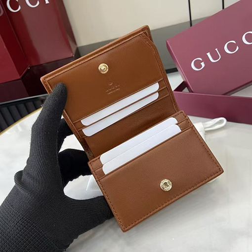 グッチ クラシックなキルティングラムスキンウォレット