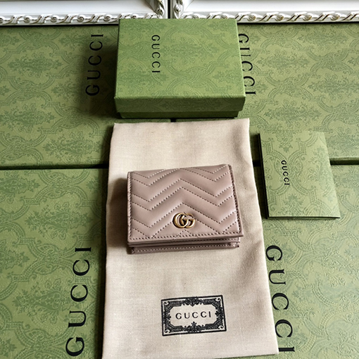グッチブランドコピー 新しい小型カードホルダー