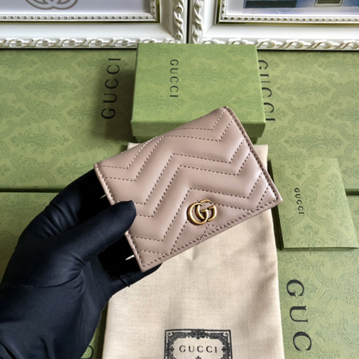 グッチブランドコピー 新しい小型カードホルダー