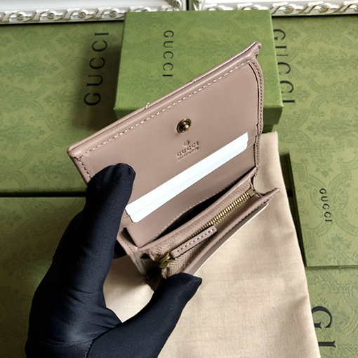 グッチブランドコピー 新しい小型カードホルダー
