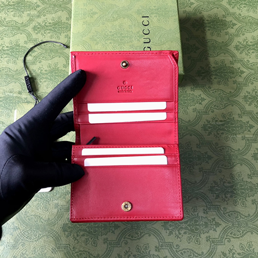 グッチブランドコピー 新しい小型カードホルダー