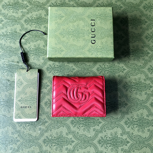 グッチブランドコピー 新しい小型カードホルダー