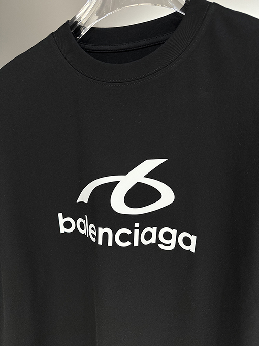 バレンシアガブランドスーパーコピー BALENCIAGA クラシック半袖Tシャツ