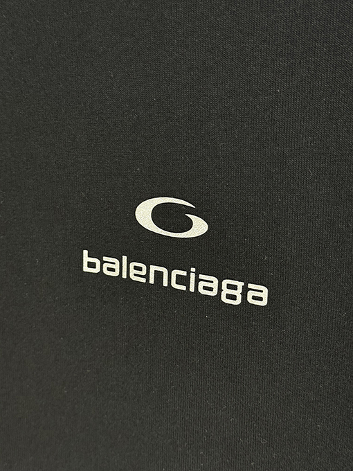 バレンシアガ BALENCIAGA 新モデル半袖Tシャツ
