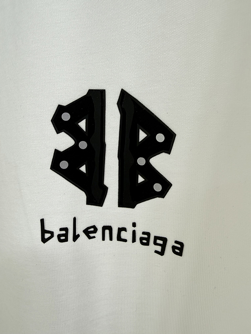 バレンシアガ BALENCIAGA 新モデルクラシック半袖Tシャツ