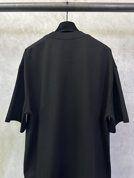 グッチスーパーコピー GUCCI 発泡パウダーロゴ入り半袖Tシャツ