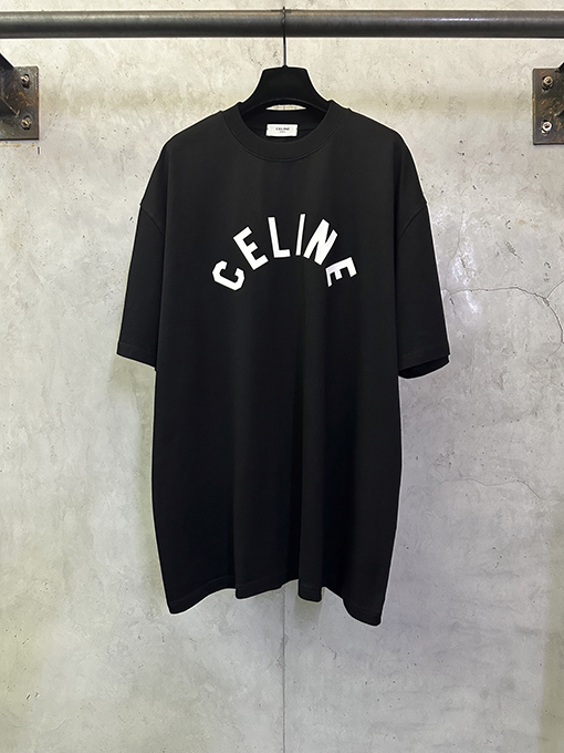 セリーヌ CELINE レターロゴ入り半袖Tシャツ