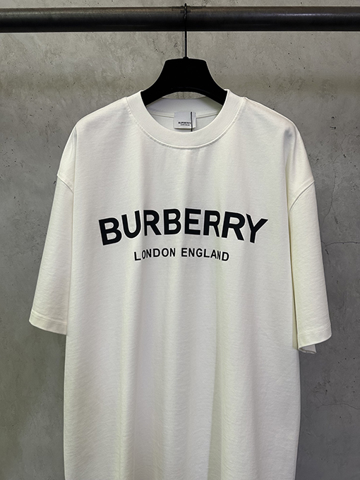バーバリーコピー Burberry ロゴプリント入り半袖Tシャツ
