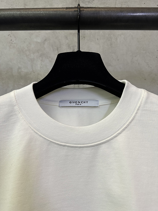 ジバンシイ Givenchy  新モデルレタープリント半袖Tシャツ