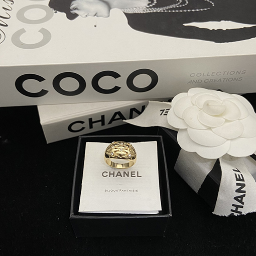 シャネル 新しいキルティングリング