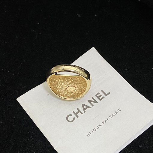 シャネル 新しいキルティングリング