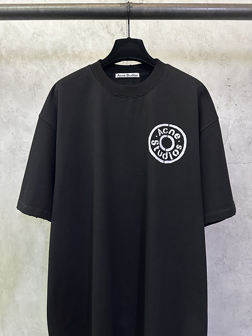 アクネストゥディオズ Acne Studios 春夏コレクション マイクロロゴ 半袖Tシャツ