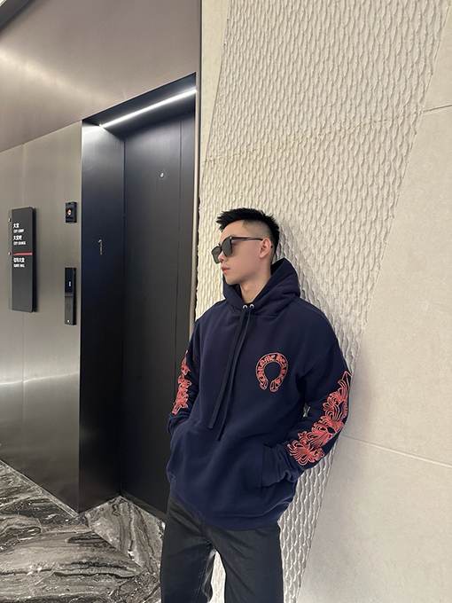 クロムハーツコピー ホースシューフラワー柄のフード付きスウェットシャツ