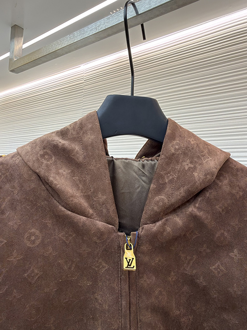 ルイヴィトン 全面プリントのフード付きジャケット