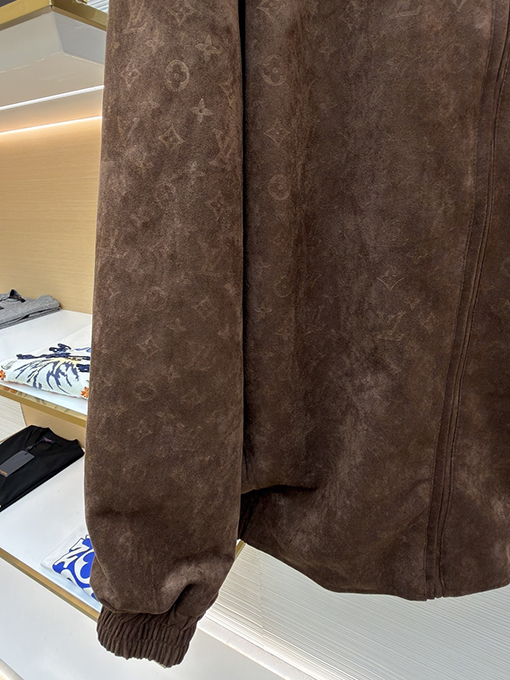 ルイヴィトン 全面プリントのフード付きジャケット