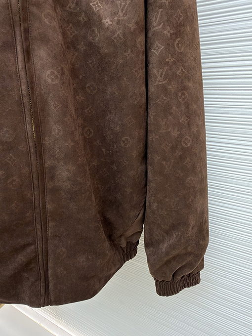 ルイヴィトン 全面プリントのフード付きジャケット