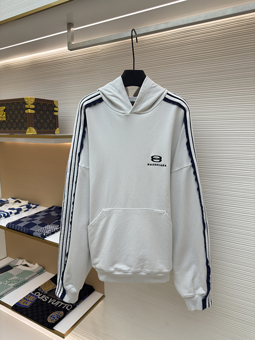 バレンシアガスーパーコピー Balenciaga 肩付きフード付きスウェットシャツ