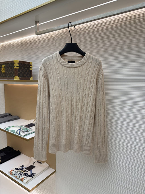 プラダ ケーブルニットセーター