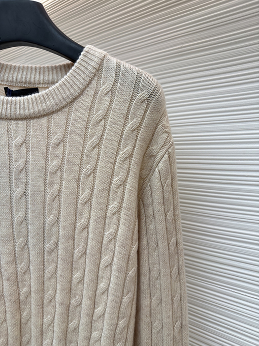 プラダ ケーブルニットセーター