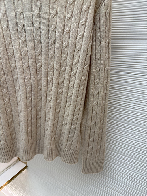 プラダ ケーブルニットセーター