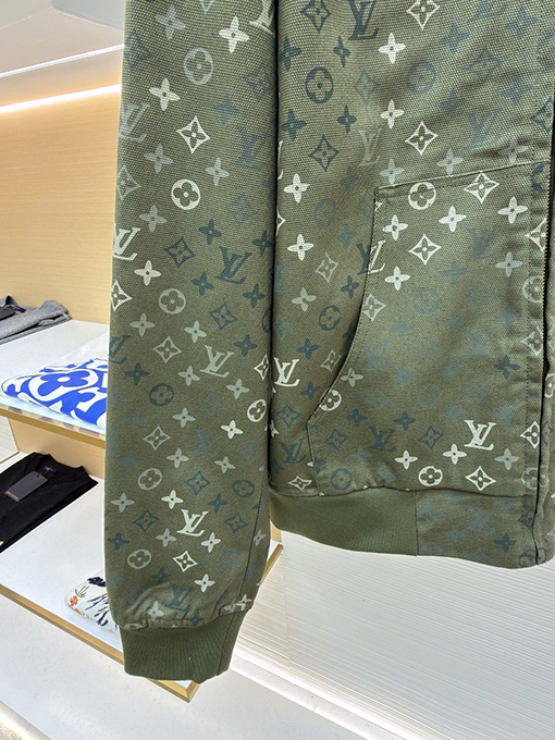 ルイヴィトン キャンバス地のフード付きベルトジャケット