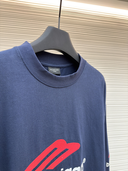 バレンシアガコピー Balenciaga 文字刺繍りクルーネック長袖シャツ