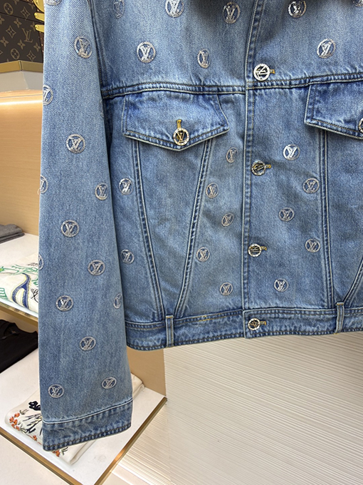 ルイヴィトンスーパーコピー ポケット文字りスパンコールジャカードデニムジャケット