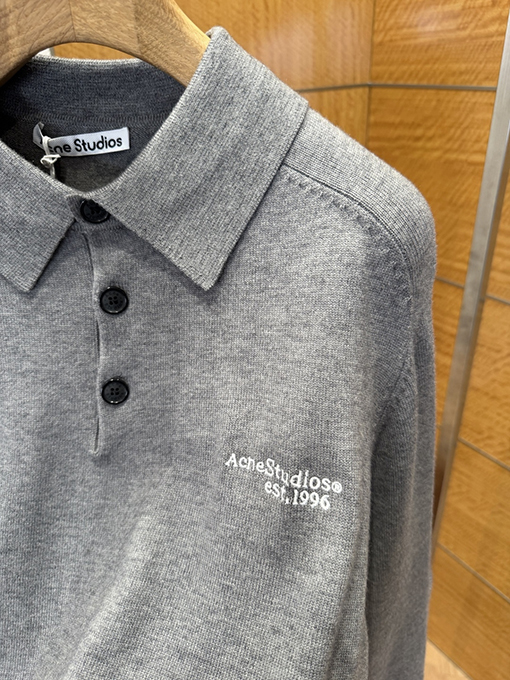 アクネストゥディオズコピー Acne Studios 文字刺繍り襟付きニットポロシャツ