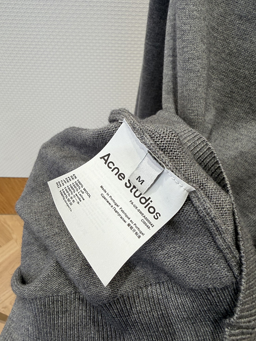 アクネストゥディオズコピー Acne Studios 文字刺繍り襟付きニットポロシャツ