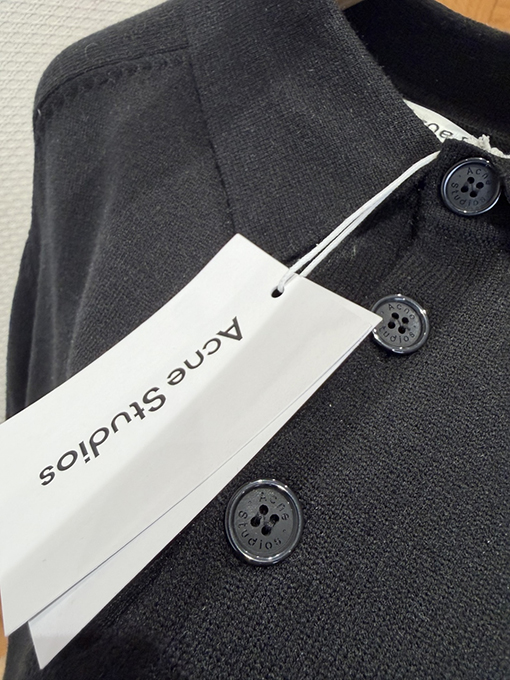 アクネストゥディオズコピー Acne Studios 文字刺繍り襟付きニットポロシャツ