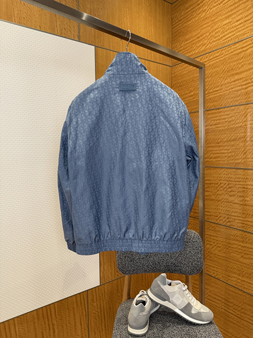 ディオールスーパーコピー ダーク柄ジャカードスタンドカラーコート