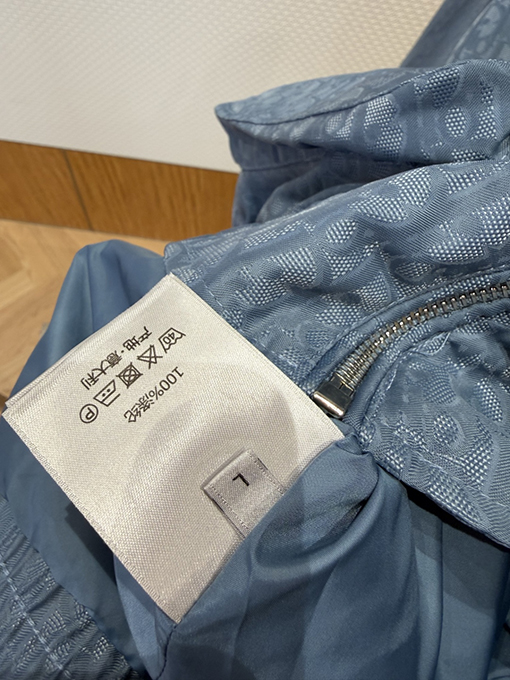 ディオールスーパーコピー ダーク柄ジャカードスタンドカラーコート