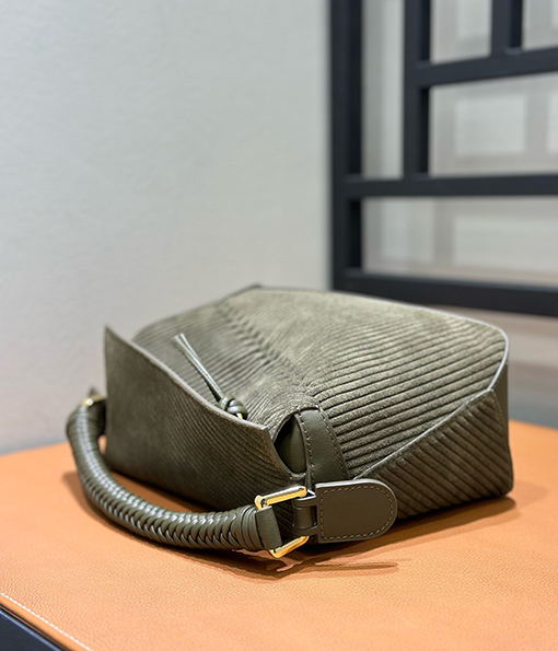 ロエベブランドコピー Puzzle 手織レディースりのバッグ