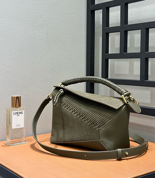 ロエベブランドコピー Puzzle 手織レディースりのバッグ