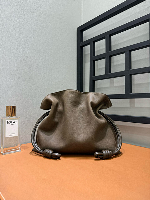 ロエベ Flamenco レディーススエードヌバックレザーバッグ