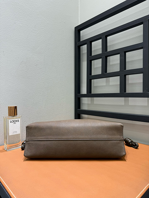 ロエベ Flamenco レディーススエードヌバックレザーバッグ