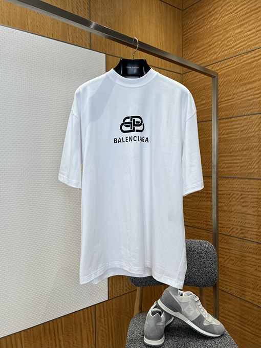 バレンシアガ BALENCIAGA プリントロゴ入り半袖Tシャツ
