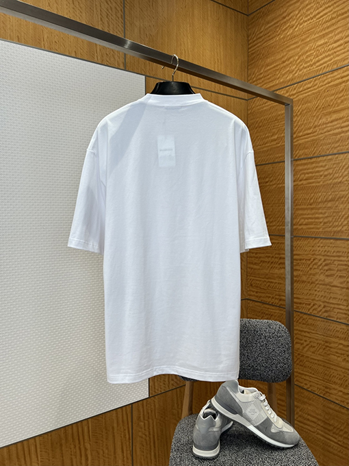 バレンシアガ BALENCIAGA プリントロゴ入り半袖Tシャツ