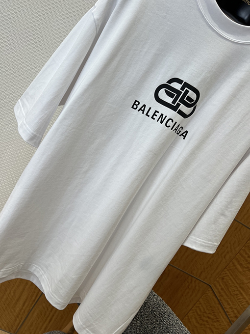 バレンシアガ BALENCIAGA プリントロゴ入り半袖Tシャツ