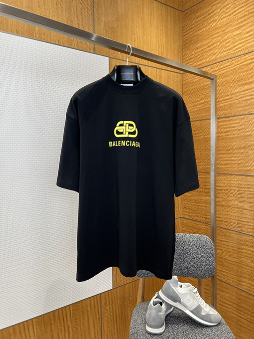 バレンシアガ BALENCIAGA プリントロゴ入り半袖Tシャツ