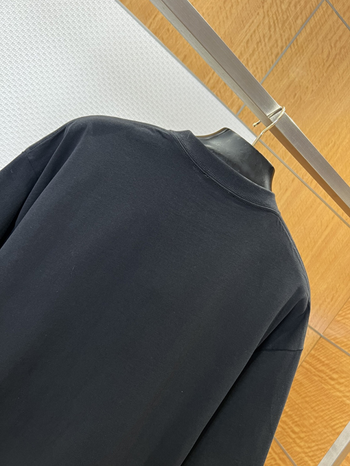 バレンシアガ BALENCIAGA プリントロゴ入り半袖Tシャツ