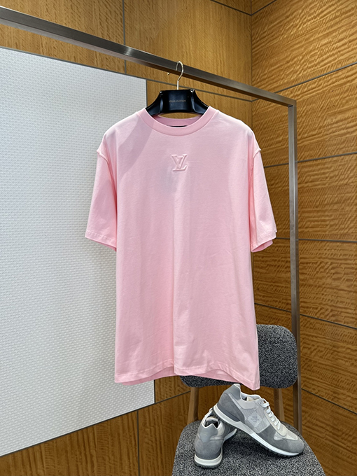 ルイヴィトン エンボスロゴ入り半袖Tシャツ