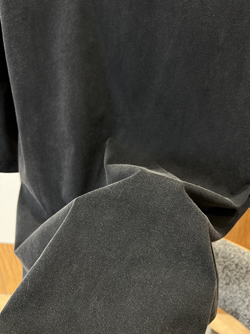 バレンシアガスーパーコピー BALENCIAGA 新モデルプリントロゴ入り半袖Tシャツ